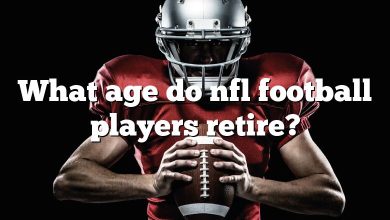 What age do nfl football players retire?