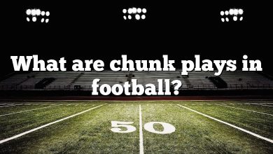 What are chunk plays in football?