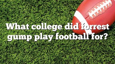 What college did forrest gump play football for?
