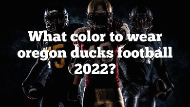 What color to wear oregon ducks football 2022?