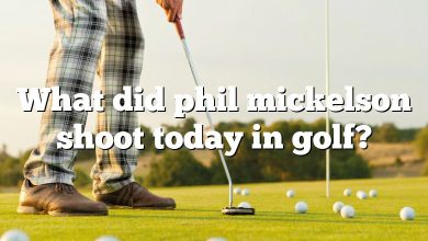 What did phil mickelson shoot today in golf?