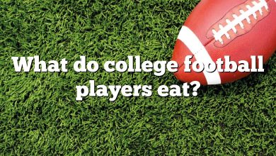 What do college football players eat?