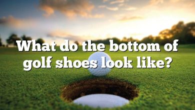 What do the bottom of golf shoes look like?