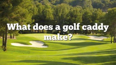 What does a golf caddy make?