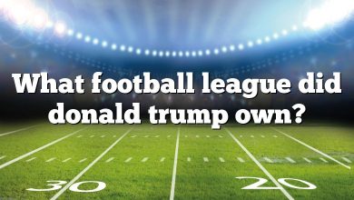 What football league did donald trump own?