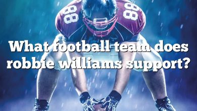 What football team does robbie williams support?