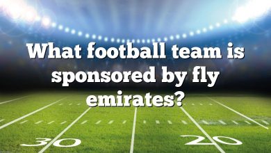 What football team is sponsored by fly emirates?
