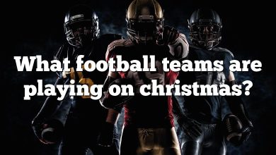 What football teams are playing on christmas?