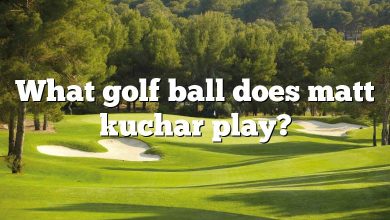 What golf ball does matt kuchar play?