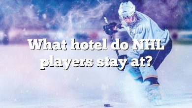 What hotel do NHL players stay at?