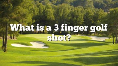 What is a 3 finger golf shot?