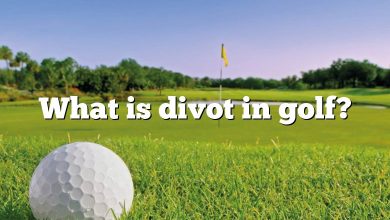 What is divot in golf?