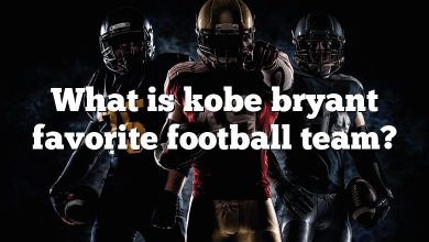 What is kobe bryant favorite football team?