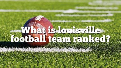 What is louisville football team ranked?