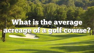 What is the average acreage of a golf course?