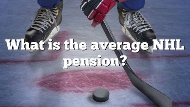 What is the average NHL pension?