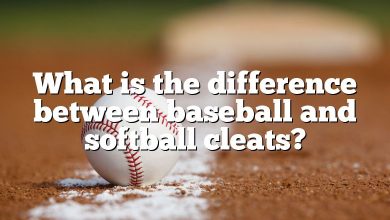 What is the difference between baseball and softball cleats?