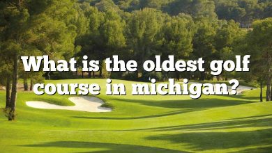 What is the oldest golf course in michigan?