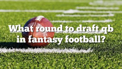 What round to draft qb in fantasy football?