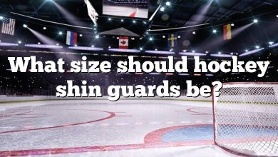 What size should hockey shin guards be?