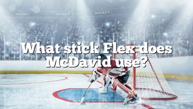 What stick Flex does McDavid use?