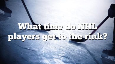 What time do NHL players get to the rink?