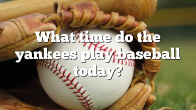 What time do the yankees play baseball today?