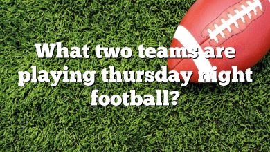 What two teams are playing thursday night football?