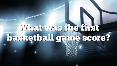 What was the first basketball game score?