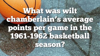 What was wilt chamberlain’s average points per game in the 1961-1962 basketball season?