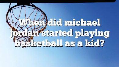 When did michael jordan started playing basketball as a kid?