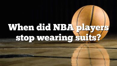 When did NBA players stop wearing suits?