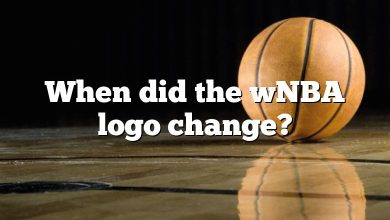 When did the wNBA logo change?