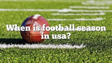 When is football season in usa?