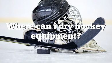 Where can i dry hockey equipment?