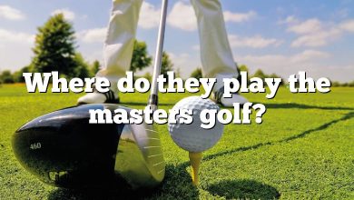Where do they play the masters golf?