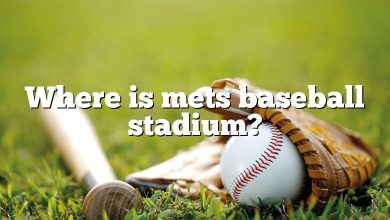 Where is mets baseball stadium?