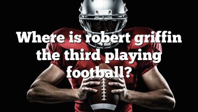 Where is robert griffin the third playing football?