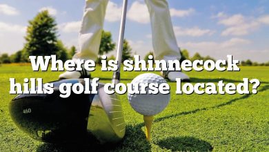 Where is shinnecock hills golf course located?