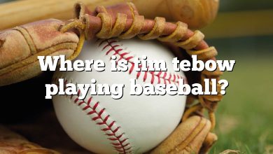 Where is tim tebow playing baseball?