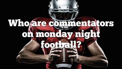 Who are commentators on monday night football?