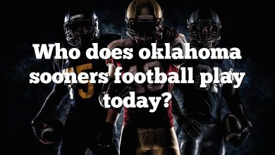 Who does oklahoma sooners football play today?