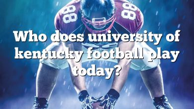 Who does university of kentucky football play today?