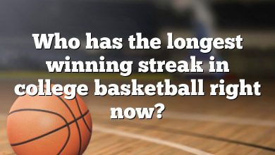 Who has the longest winning streak in college basketball right now?