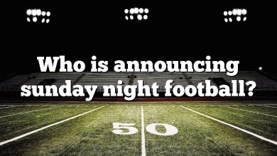 Who is announcing sunday night football?