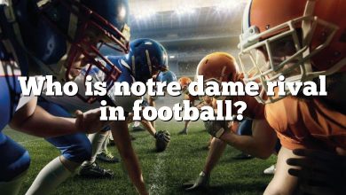 Who is notre dame rival in football?