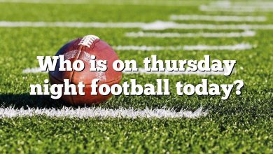 Who is on thursday night football today?