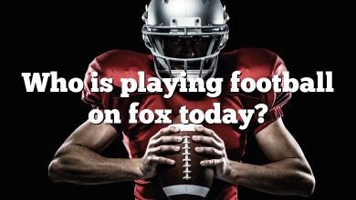 Who is playing football on fox today?