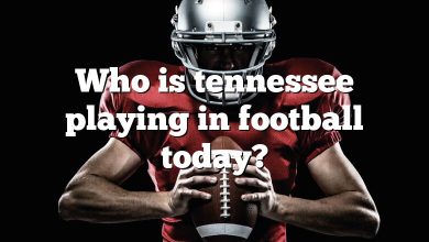 Who is tennessee playing in football today?