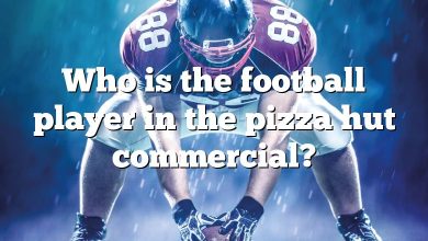 Who is the football player in the pizza hut commercial?